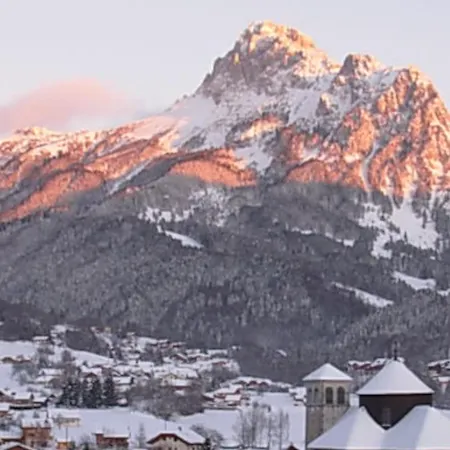 Cozy à Proche Ski, Balcon, Parking - Fr-1-498-50 *