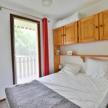 Cozy à Proche Ski, Balcon, Parking - Fr-1-498-50 Appartement *